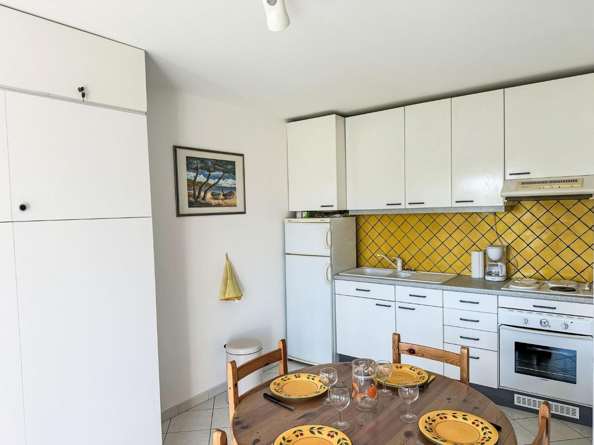 Apartment Les Roses Lauriers By Interhome 르 라방두 외부 사진